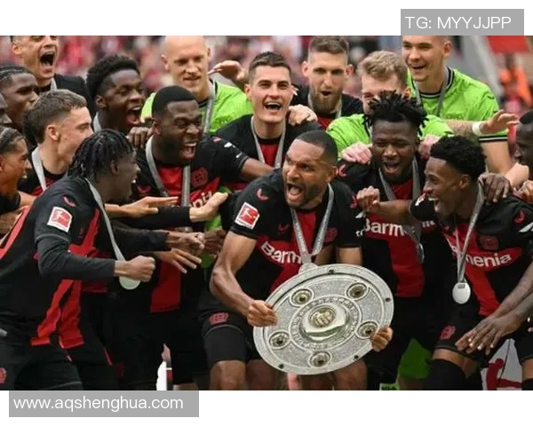 汉堡队冲出低谷,主场逼平劲敌勒沃库森 汉堡队冲出低谷,主场逼平劲敌勒沃库森