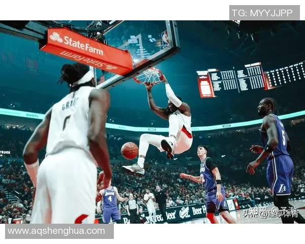 火箭惨败湖人,哈登表现糟糕再次成焦点 火箭惨败湖人,哈登表现糟糕再次成焦点