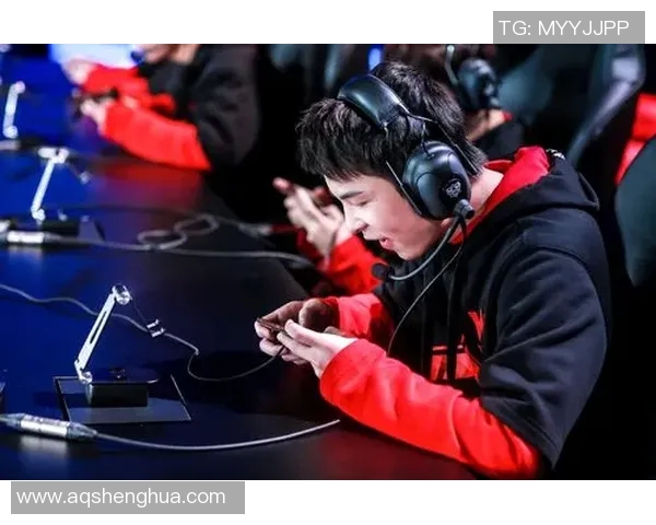 王者荣耀深度解析：探讨WE战队的技术优势与战术创新